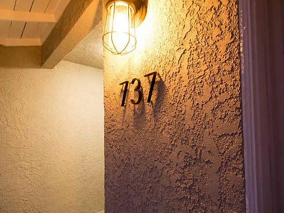 2nd image of 737 Calle Pensamiento