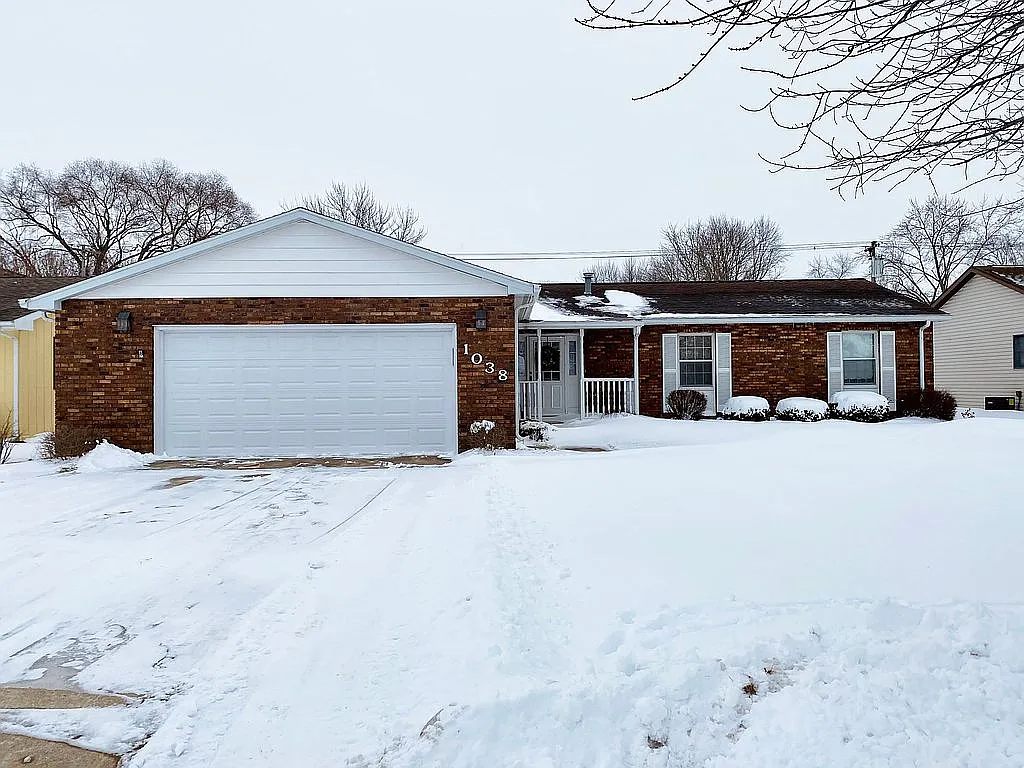 1038 Pinecrest Dr photo 1
