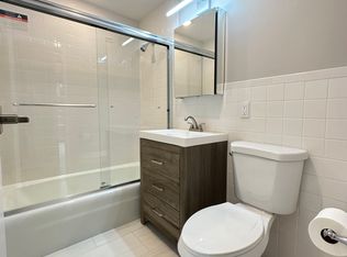 274 County Rd #3B, Tenafly, NJ 07670