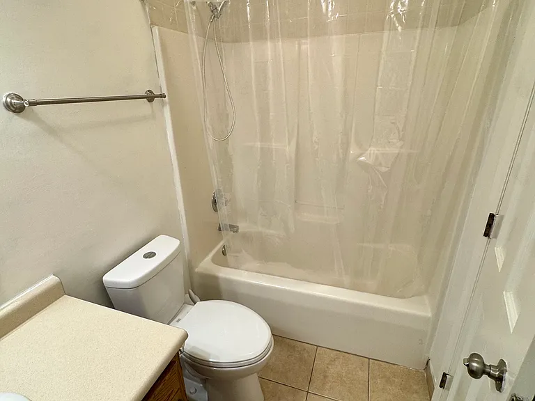 7562 Firethorn Dr — Photo 26