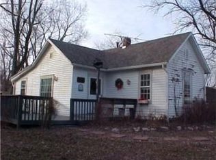 31306 Santa Fe Dr, Paola, KS 66071