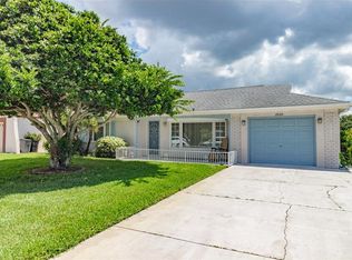 3520 Overland Dr, Holiday, FL 34691