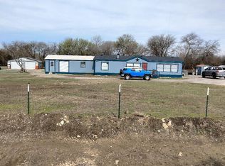 1517 Lower Meadows Ln, Alvarado, TX 76009