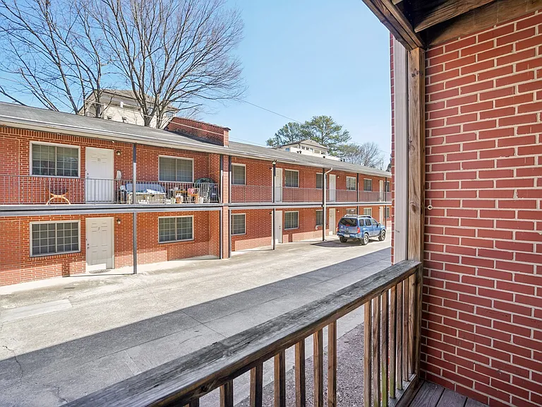 Buckhead Townhomes and Gardens — Photo 76