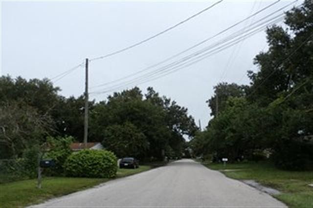 2nd image of 1267 Susannah Blvd