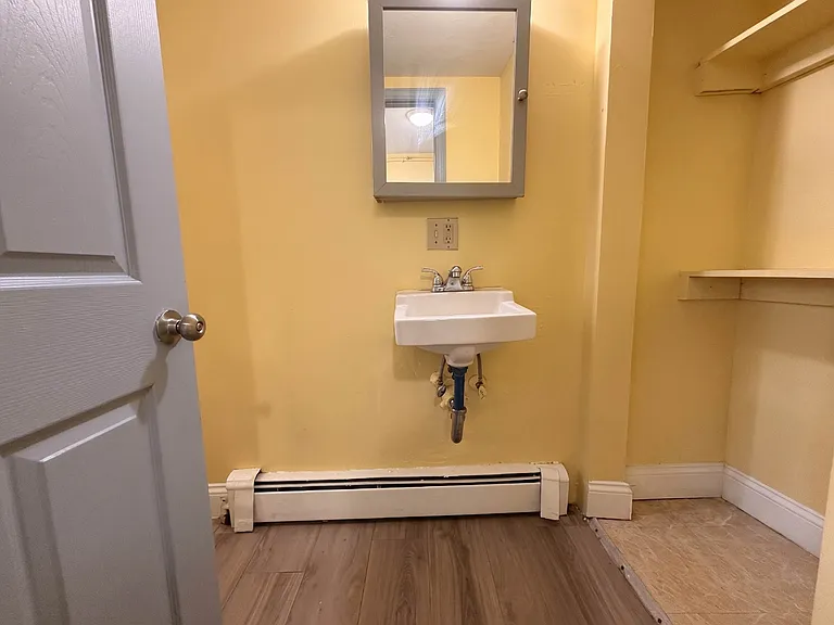 560 Broad St #2 — Photo 35