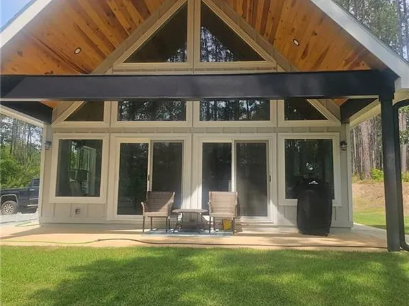 2595 Omaha Dr, Elberton, GA 30635