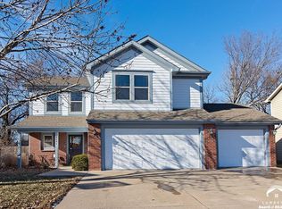 2541 Carlton Dr, Lawrence, KS 66046