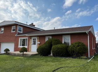 234 Cypress Dr, Streamwood, IL 60107