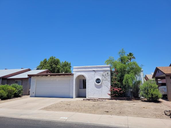 406 E Wickieup Ln