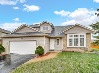 2204 Dunmore St, Joliet, IL 60431