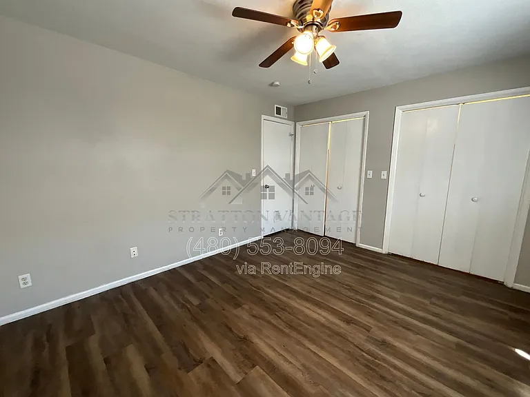 810 E Colter St #14 — Photo 13