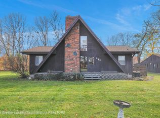 13920 Lawson Rd, Grand Ledge, MI 48837