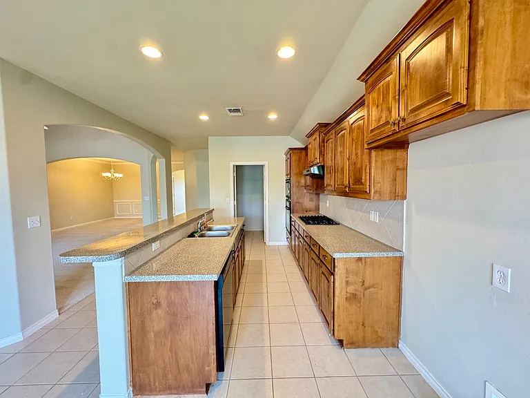 17713 Fruited Plain Ln — Photo 11