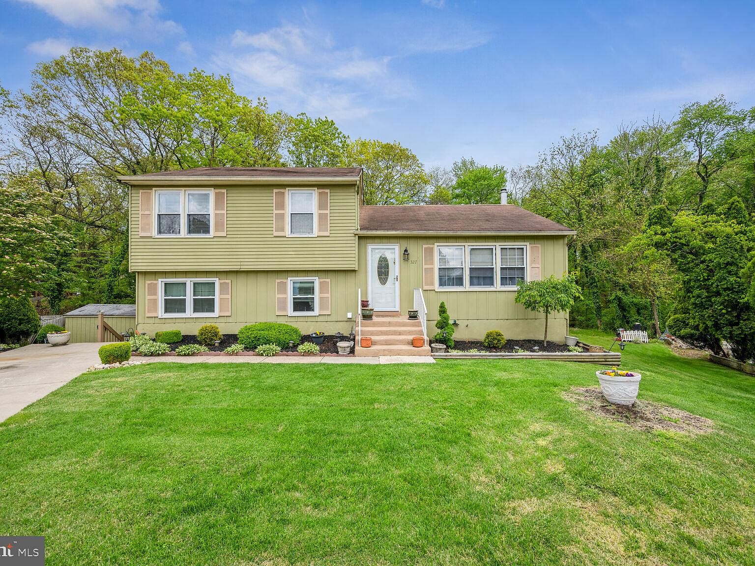 Franklin D Roosevelt Ter, Lawnside, NJ 08045 Zillow