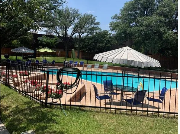 3000 W Illinois Ave APT 19, Midland, TX 79701