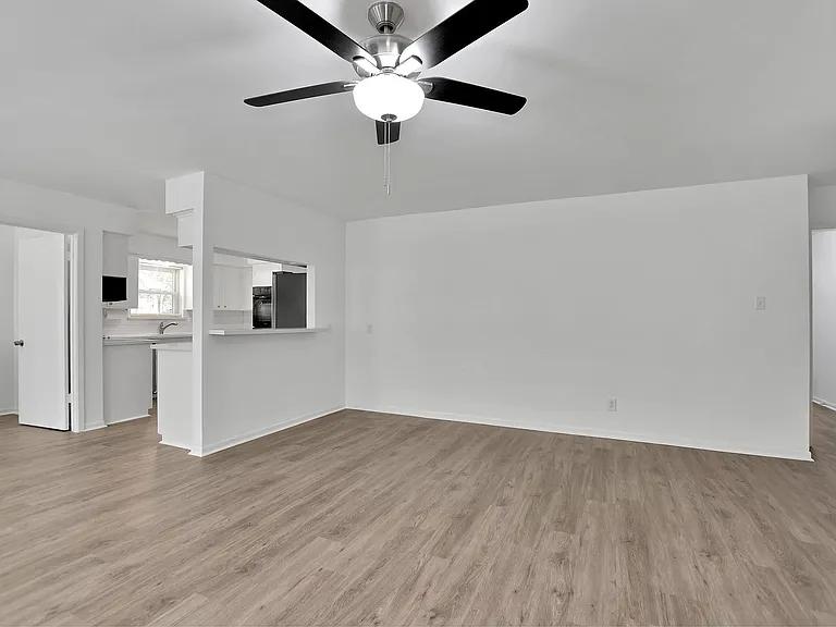 10513 Moorberry Ln — Photo 12