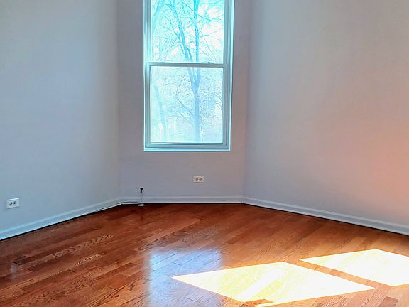 4th image of 6729 S Saint Lawrence Ave #2NDFLOOR