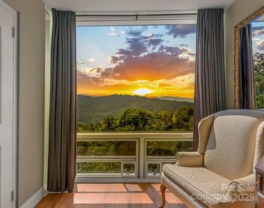 647 Town Mountain Rd APT 505, Asheville, NC, 28804