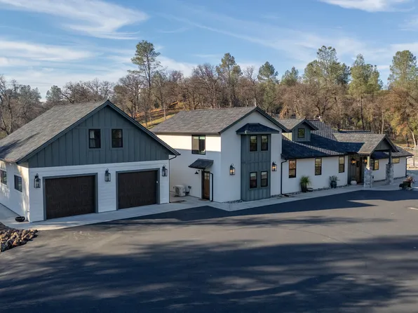 10826 Old Oregon Trl, Redding, CA 96003
