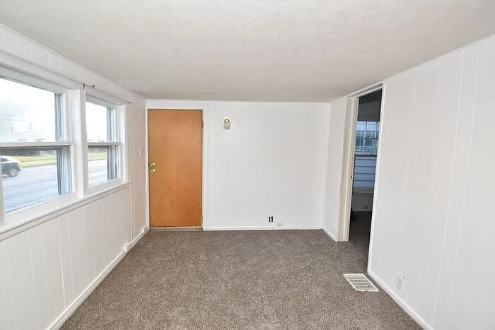 2 bed, 1.0 bath, 900 sqft, $850 — Photo 4