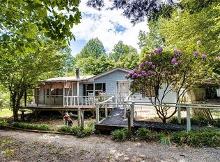 315 J C Teague Rd, Staley, NC 27355