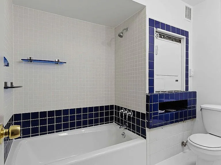 318 W 14th St #4 — Photo 14