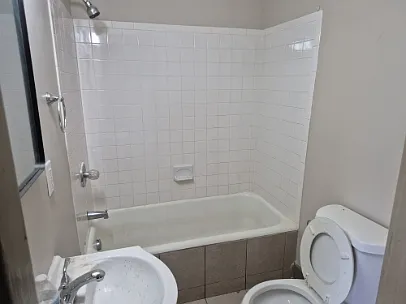 103 N 38th St #4 — Photo 7