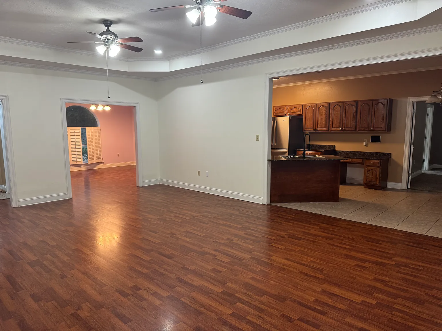 1050 Gage Dr — Photo 4
