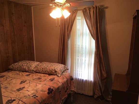 Queen bed1