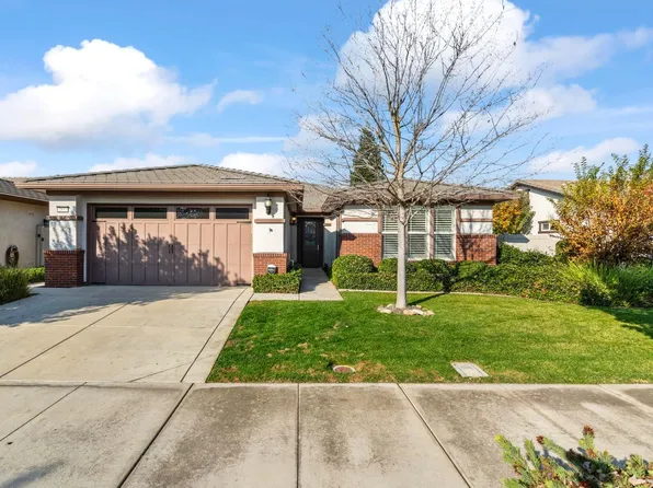 2537 Shadow Berry Dr, Manteca, CA 95336