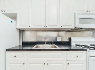 19-20 Linden St #1A, Ridgewood, NY 11385