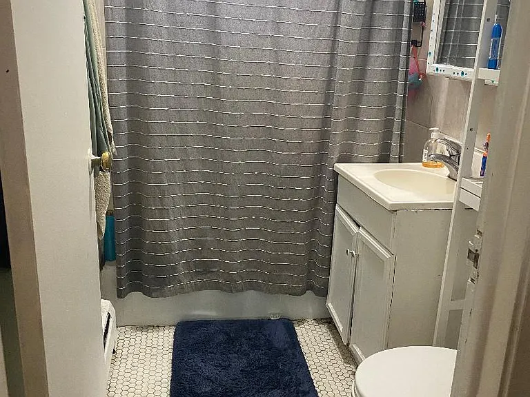 1139 Deerfield Rd #4B — Photo 6