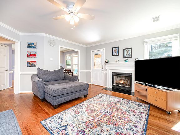 4th image of 505 Wild Horse Creek Dr