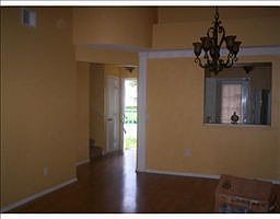 4th image of 1316 Lucaya Cir