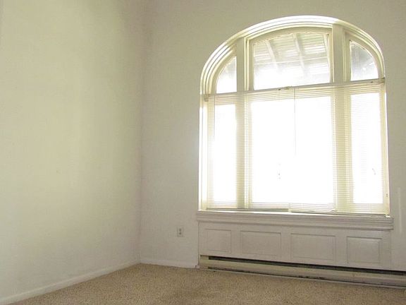 3rd image of 3305 Powelton Ave APT 1F