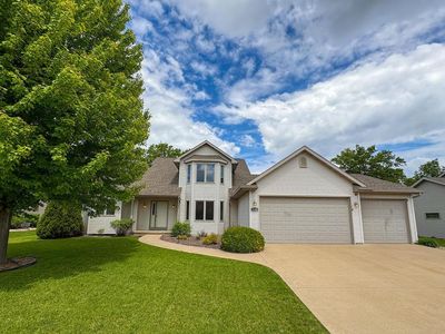 3100 MOCKINGBIRD WAY, Oshkosh, WI, 54904