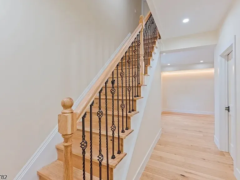 382 River Rd — Photo 10