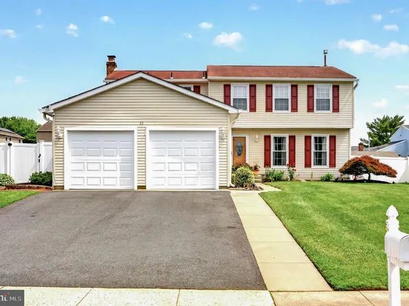 23 Nashua Dr, Sicklerville, NJ 08081