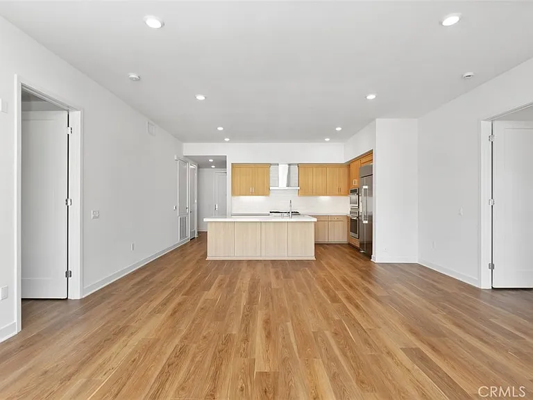 1407 Rivington — Photo 8