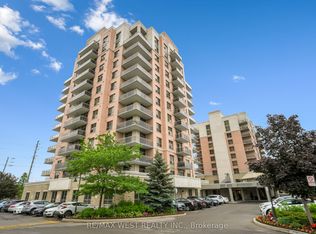 810 Scollard Ct UNIT 402, Mississauga, ON L5V0A4