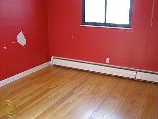 4th image of 34144 Burton Ln