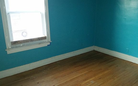3rd image of 6334 S Sacramento Ave