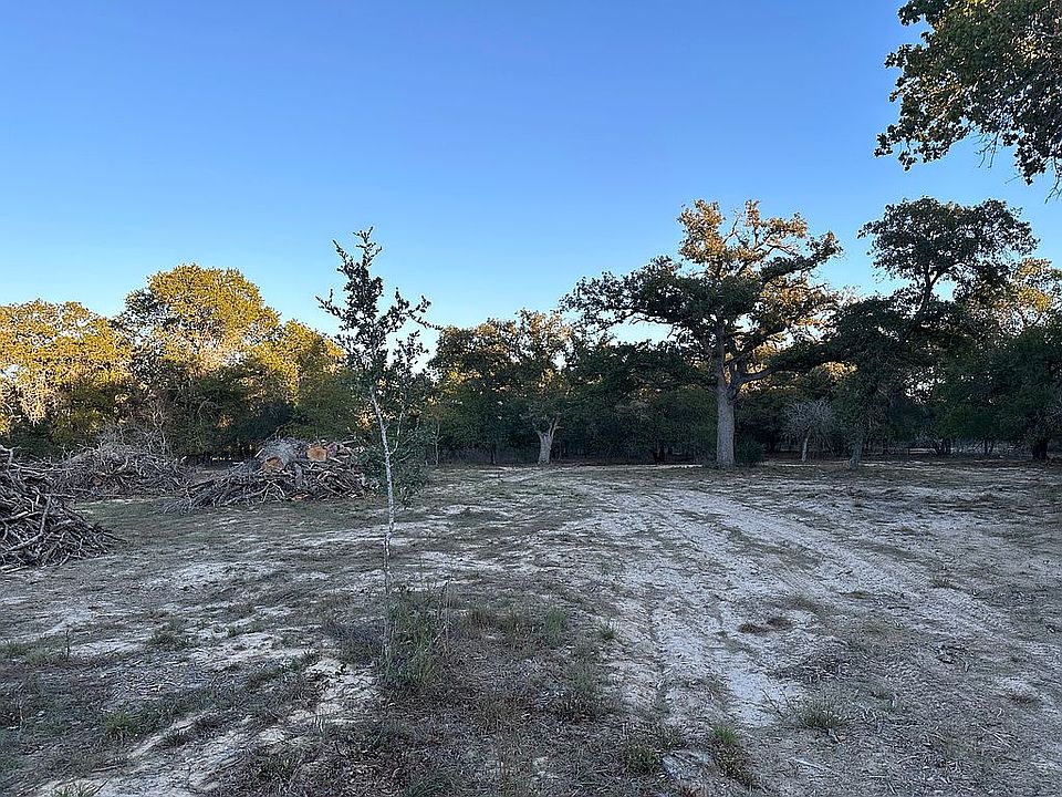 2nd image of 318 Shannon Ridge Dr