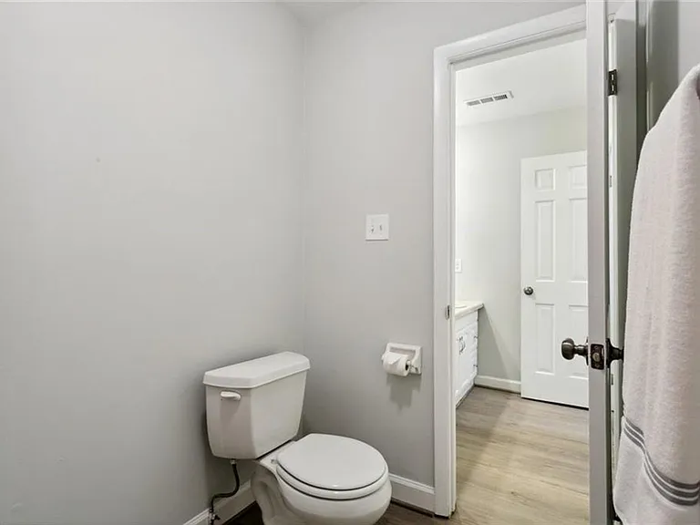 6442 Duquesne Pl — Photo 21