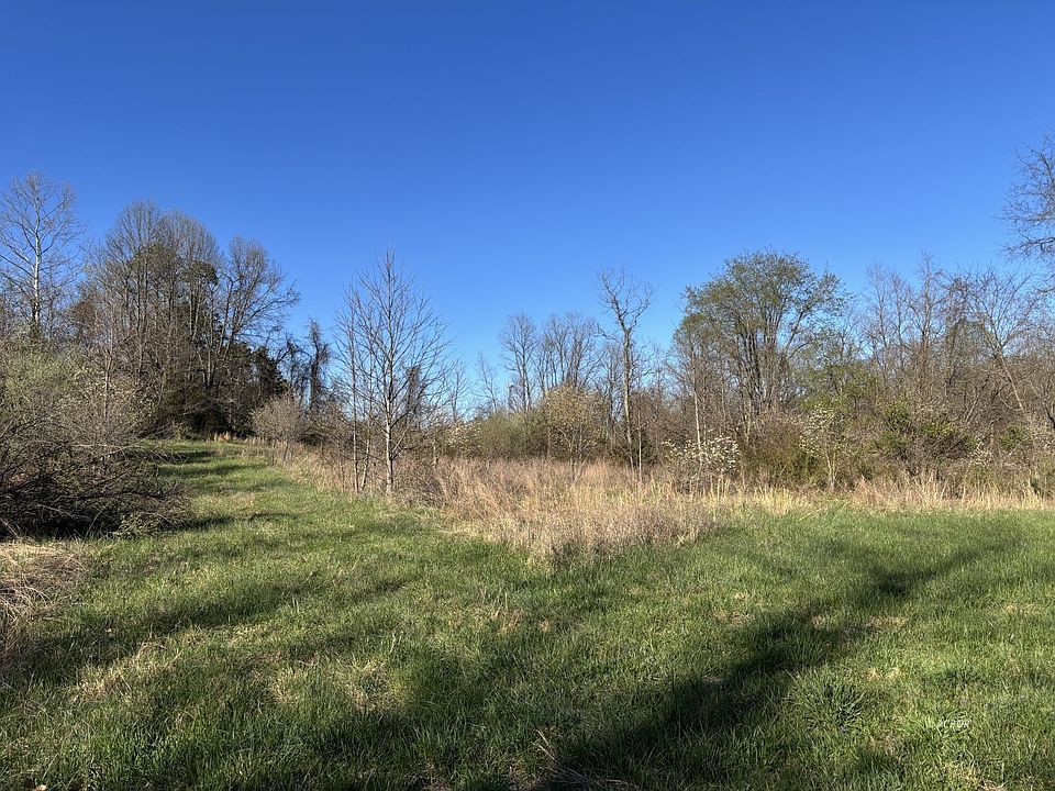 1st image of Locust Ln
