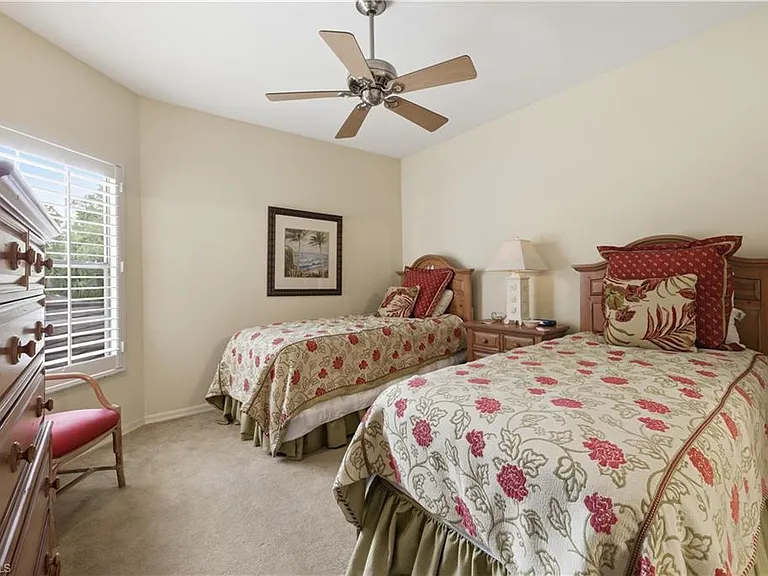 27038 Oakwood Lake Dr — Photo 18