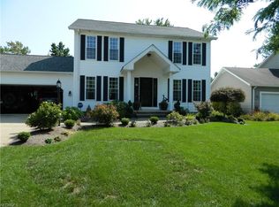 38420 Westminster Ln, Willoughby, OH 44094