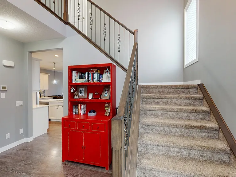 172 Wildrose Dr — Photo 11