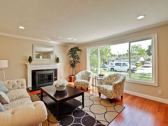 4th image of 4623 Corona Dr